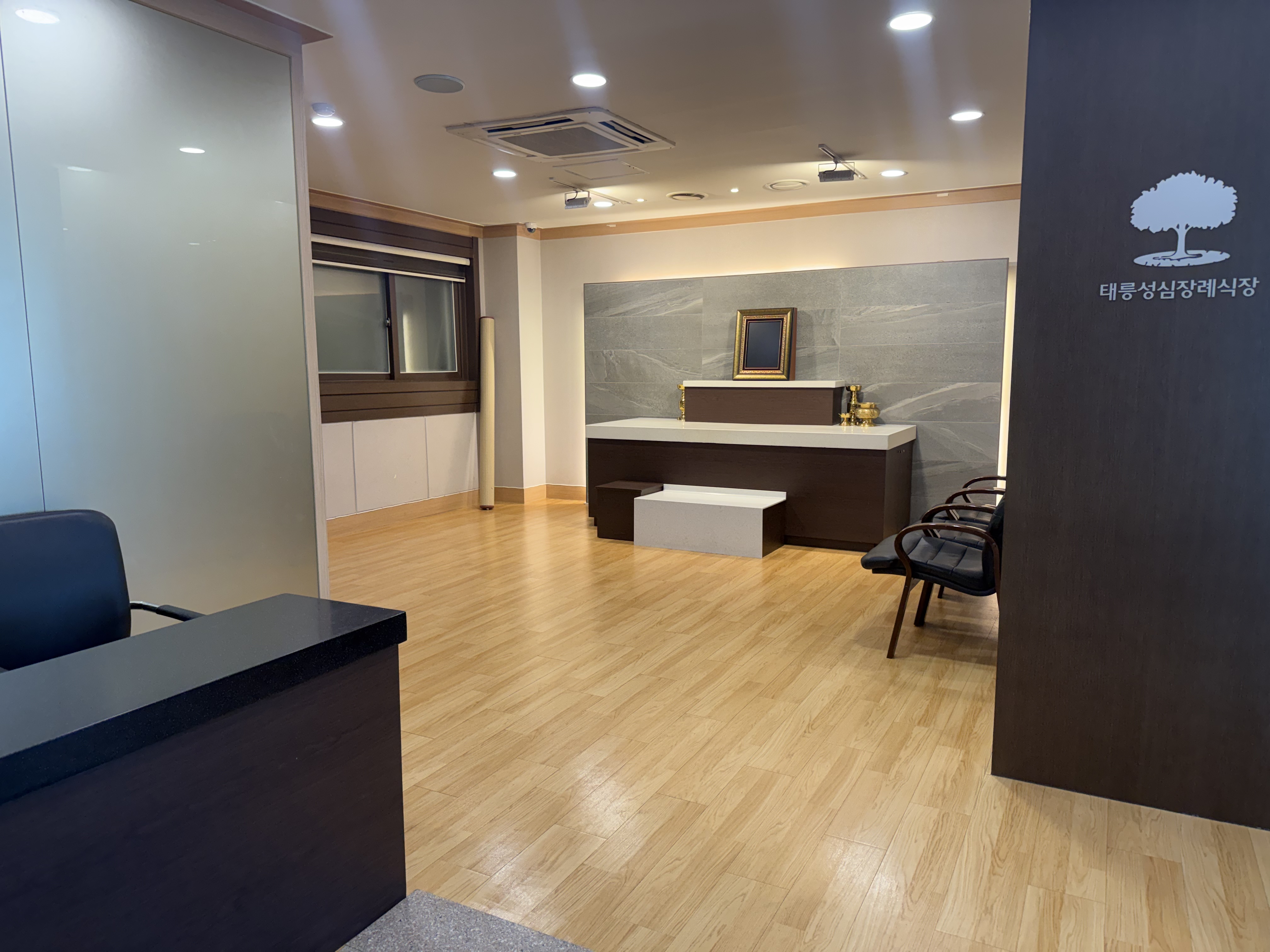 funeral-hall-image-2