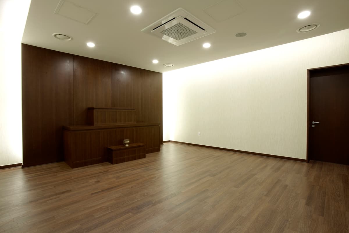 funeral-hall-1