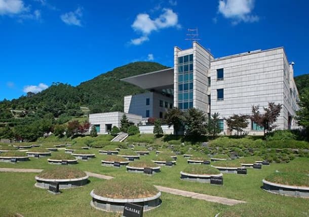 용미리건물식추모의집 사진