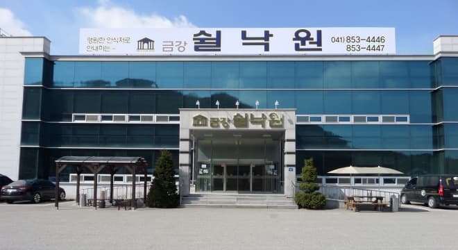funeral-hall-image-1
