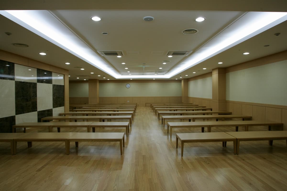 funeral-hall-image-2