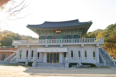 용학사 봉안당 사진