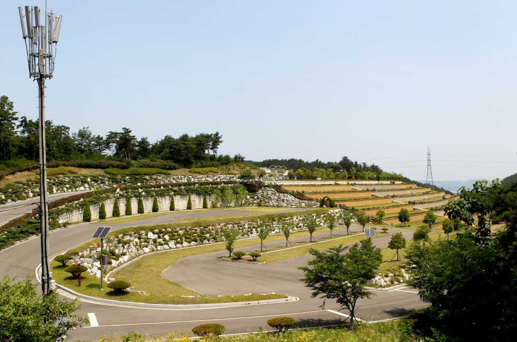 함안군공설추모공원 사진