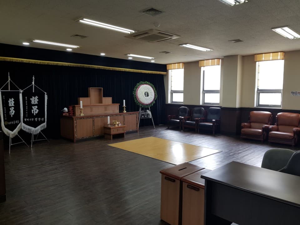 funeral-hall-image-2