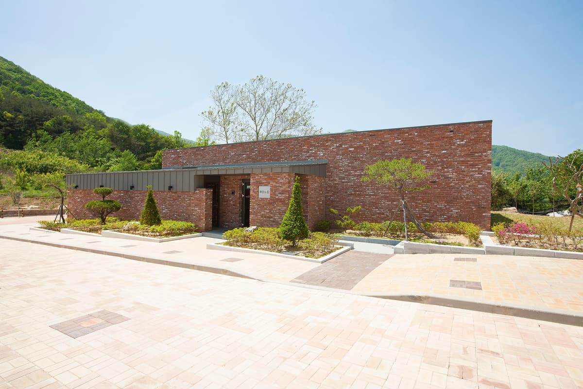 현대공원 추모의집 사진