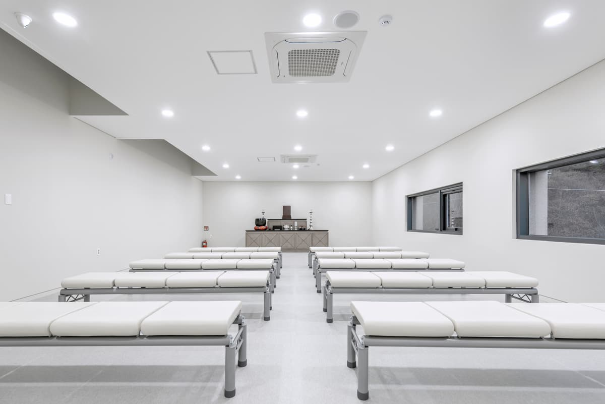 funeral-hall-image-1