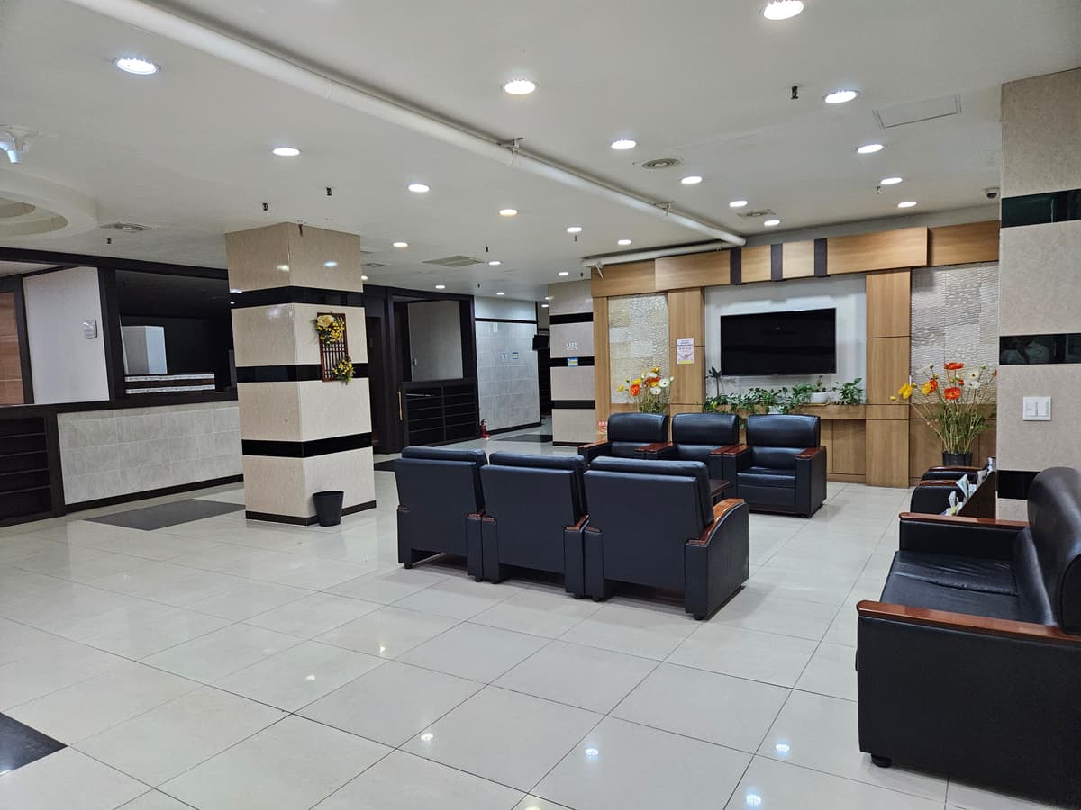 funeral-hall-2
