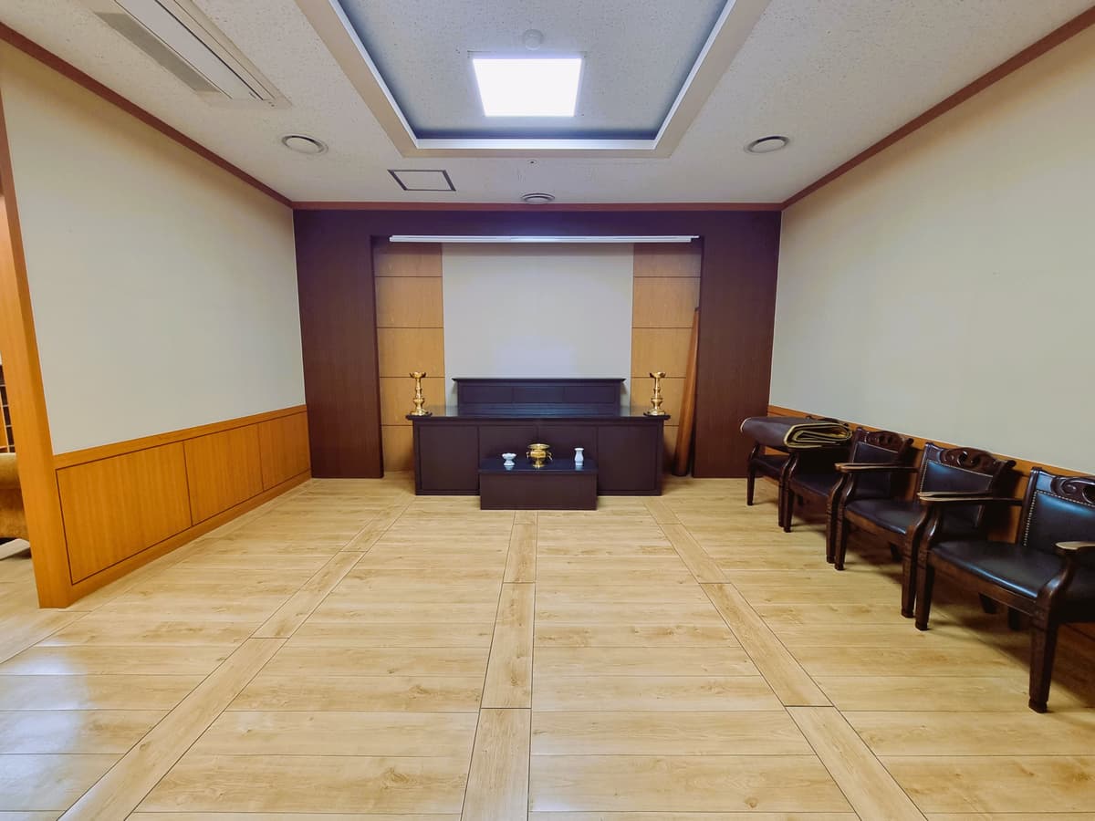funeral-hall-1