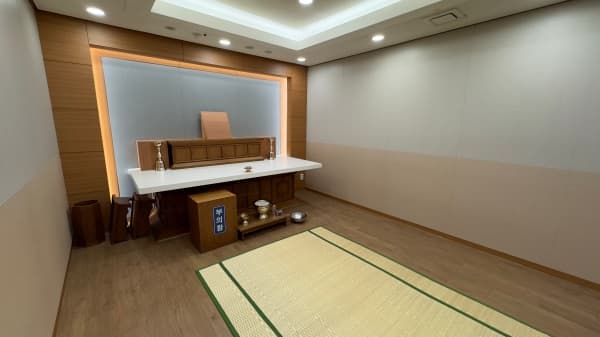 funeral-hall-1