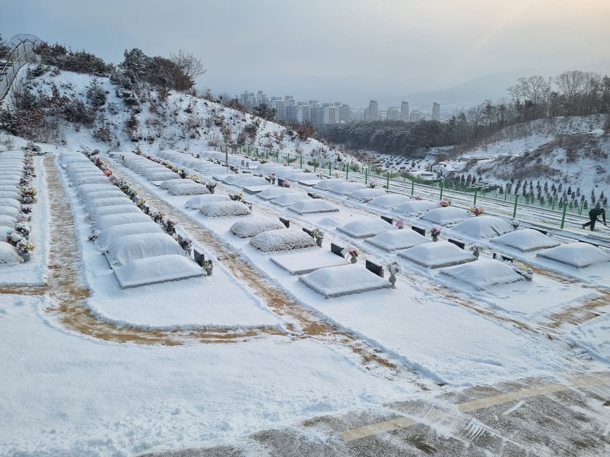 funeral-hall-2