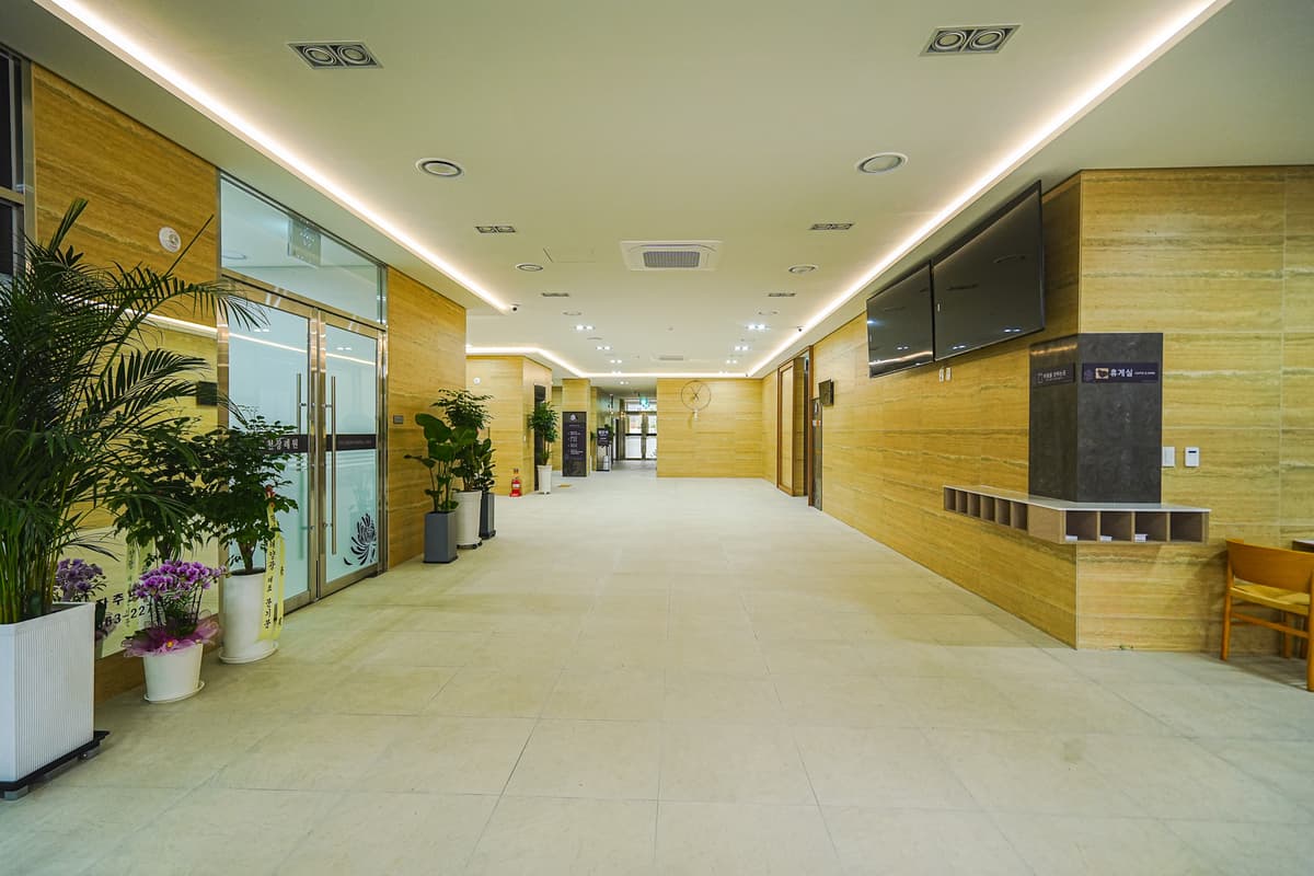 funeral-hall-image-2