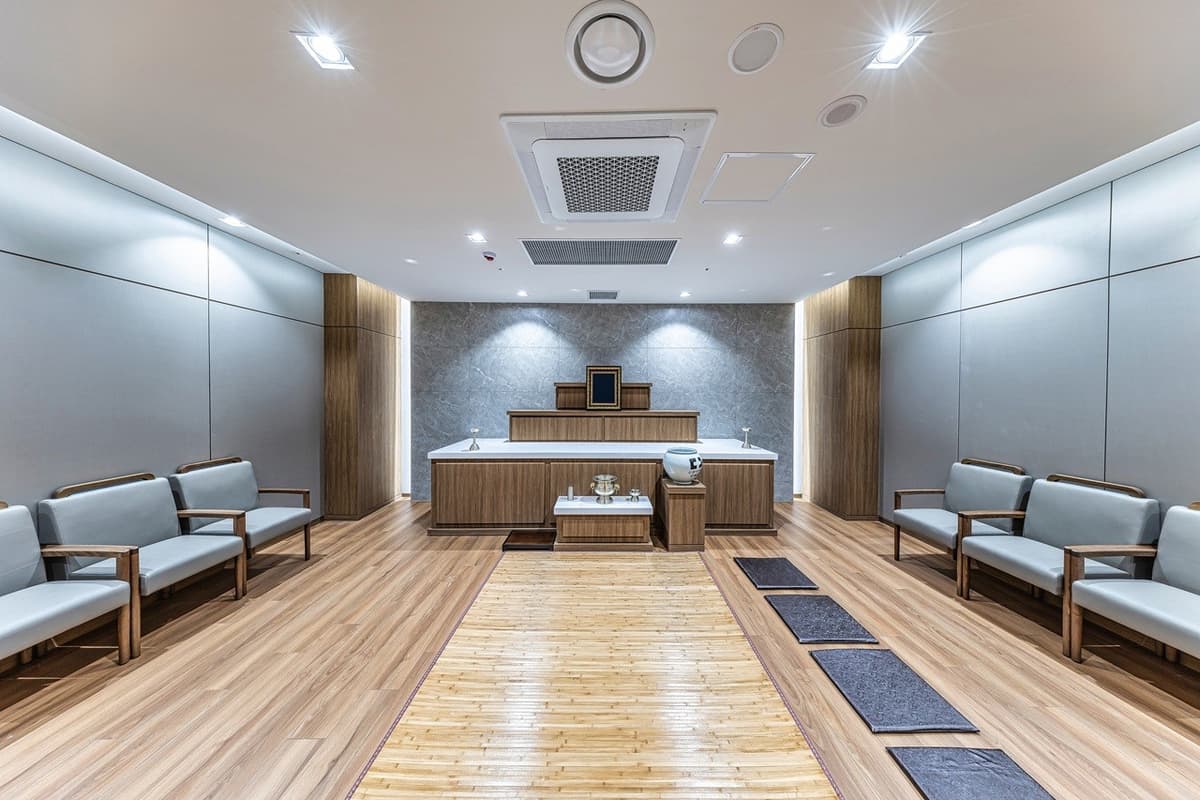 funeral-hall-1
