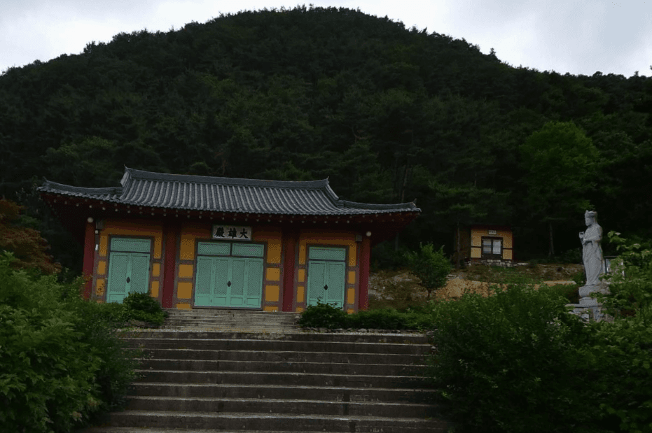 정안사 봉안탑 시설 사진