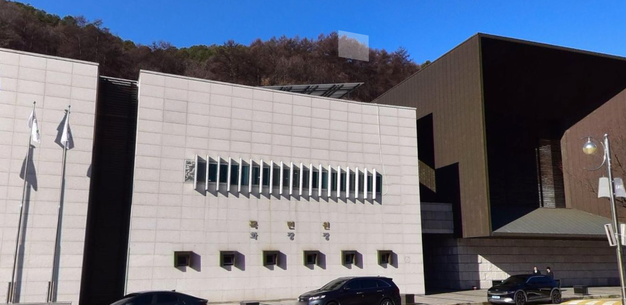 청주시목련공원 제3목련당 사진