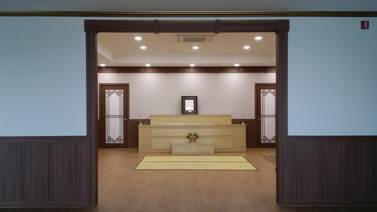 funeral-hall-2