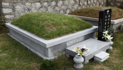 funeral-hall-2