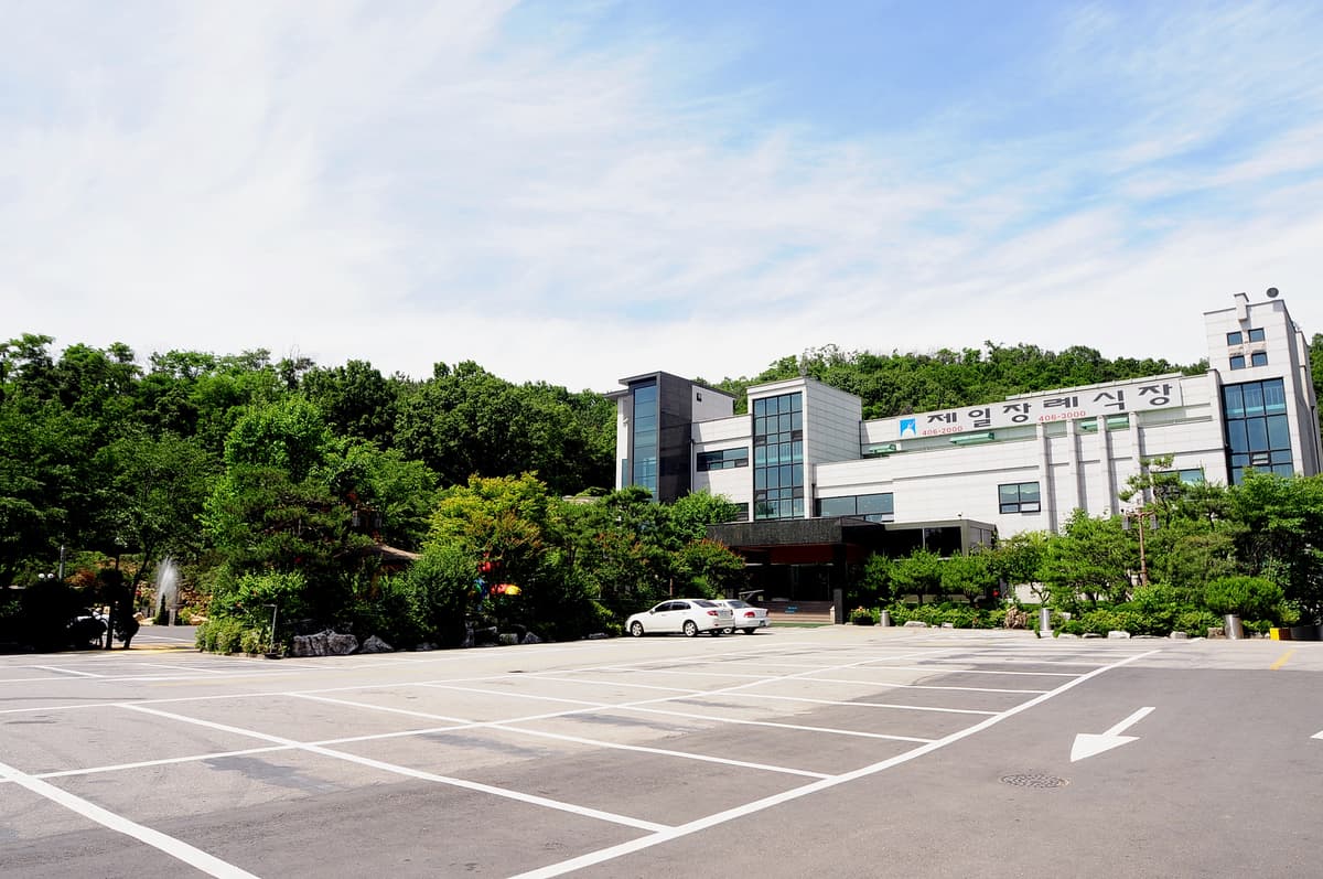 funeral-hall-2