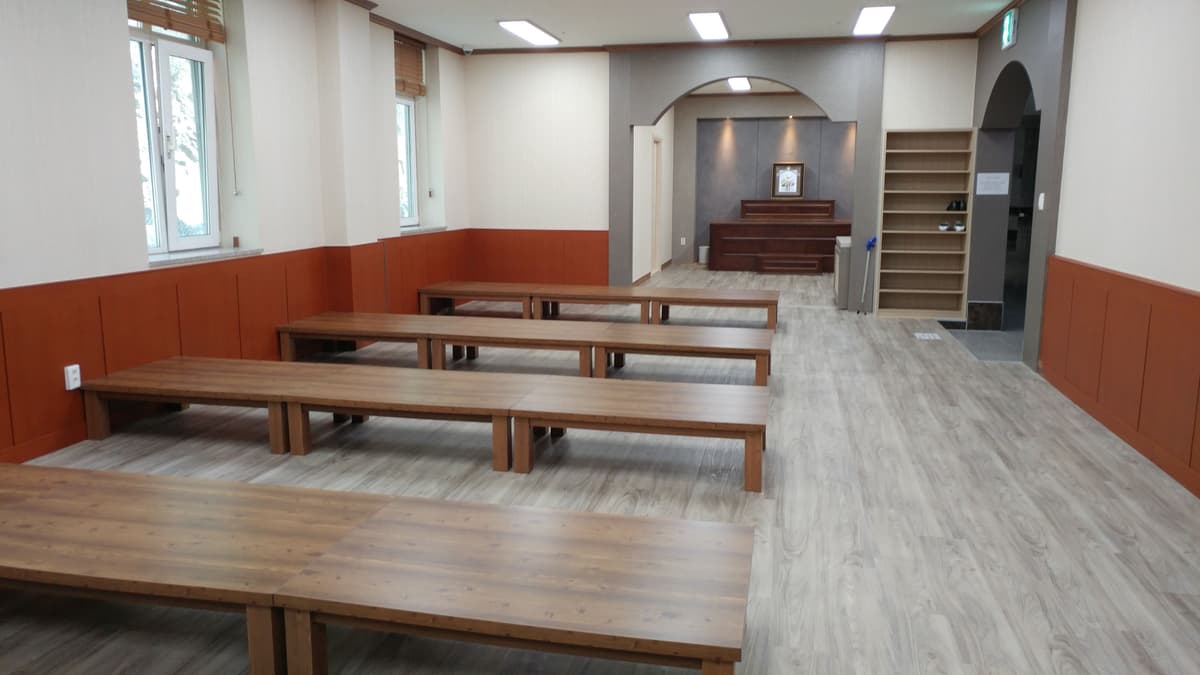 funeral-hall-1