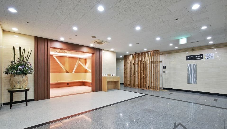 funeral-hall-1