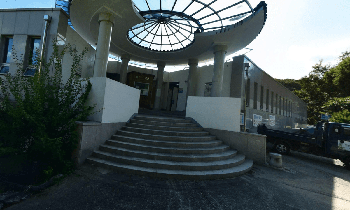 funeral-hall-1